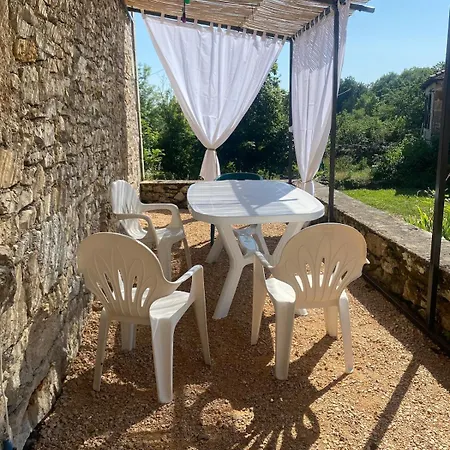 Le De Celine 菲雅克